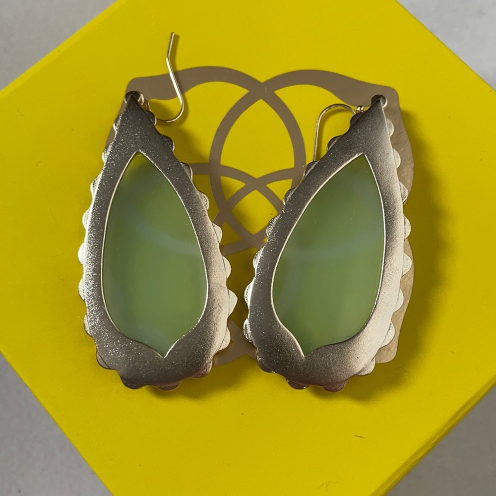 Kendra Scott vintage Green Chalcedony earrings